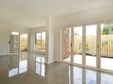 https://images.listonce.com.au/custom/160x/listings/8-little-fenwick-street-geelong-vic-3220/090/01699090_img_05.jpg?MwMTym0FWd8