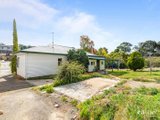 https://images.listonce.com.au/custom/160x/listings/8-lofven-street-nerrina-vic-3350/587/01576587_img_10.jpg?IZ3LqfCu2AM