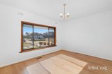 https://images.listonce.com.au/custom/160x/listings/8-maine-hey-crescent-springvale-vic-3171/295/01950295_img_06.jpg?rofqVGg3_BM