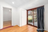 https://images.listonce.com.au/custom/160x/listings/8-maine-hey-crescent-springvale-vic-3171/295/01950295_img_09.jpg?VPvyGFFi35g