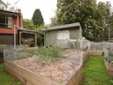 https://images.listonce.com.au/custom/160x/listings/8-maple-court-ringwood-east-vic-3135/574/01765574_img_18.jpg?AOALVBUzq_E