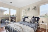 https://images.listonce.com.au/custom/160x/listings/8-marcella-court-glen-waverley-vic-3150/680/00697680_img_06.jpg?RTgbsYEUxsc