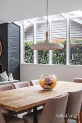 https://images.listonce.com.au/custom/160x/listings/8-martin-road-glen-iris-vic-3146/268/01766268_img_04.jpg?wCCJlNZkT6c