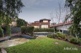 https://images.listonce.com.au/custom/160x/listings/8-martin-road-glen-iris-vic-3146/268/01766268_img_27.jpg?dpZouAJKxag