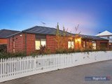 https://images.listonce.com.au/custom/160x/listings/8-mccauley-street-point-cook-vic-3030/494/01202494_img_02.jpg?bEanmM7T9tU