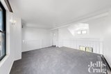 https://images.listonce.com.au/custom/160x/listings/8-mcnamara-mews-kensington-vic-3031/608/01943608_img_03.jpg?wx282098vew