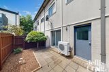 https://images.listonce.com.au/custom/160x/listings/8-mcnamara-mews-kensington-vic-3031/608/01943608_img_09.jpg?4ZIjTcVOq4k