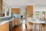 https://images.listonce.com.au/custom/160x/listings/8-meadow-crescent-montmorency-vic-3094/586/01983586_img_04.jpg?t5IJ3Nnx1Dk