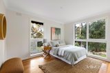 https://images.listonce.com.au/custom/160x/listings/8-meadow-crescent-montmorency-vic-3094/586/01983586_img_10.jpg?YFAW-wE0Huk