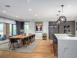 https://images.listonce.com.au/custom/160x/listings/8-meadow-place-templestowe-vic-3106/665/01011665_img_12.jpg?N7BcYYjE9Q4