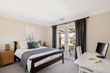 https://images.listonce.com.au/custom/160x/listings/8-merrett-drive-williamstown-vic-3016/862/01643862_img_07.jpg?AAjprbI6msw