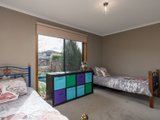 https://images.listonce.com.au/custom/160x/listings/8-mill-road-yarra-glen-vic-3775/561/01524561_img_10.jpg?2CL_A4hEdNU