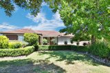 https://images.listonce.com.au/custom/160x/listings/8-millan-court-glen-waverley-vic-3150/421/01912421_img_01.jpg?Fn1Ag0EmzI8