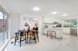 https://images.listonce.com.au/custom/160x/listings/8-miller-crescent-mount-waverley-vic-3149/168/01132168_img_05.jpg?oLvK2Y2Hd-8