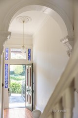 https://images.listonce.com.au/custom/160x/listings/8-morang-road-hawthorn-vic-3122/595/01723595_img_03.jpg?ffg8Kejzhjc