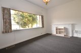 https://images.listonce.com.au/custom/160x/listings/8-muir-crescent-newington-vic-3350/550/01820550_img_03.jpg?Y2xJlklcXs8