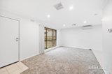 https://images.listonce.com.au/custom/160x/listings/8-muraban-court-delacombe-vic-3356/497/01811497_img_08.jpg?MUuNqUcpMn0