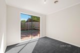 https://images.listonce.com.au/custom/160x/listings/8-murrac-street-coldstream-vic-3770/060/01650060_img_10.jpg?-k0R8g9A_DQ