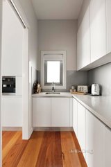 https://images.listonce.com.au/custom/160x/listings/8-murrays-place-eltham-north-vic-3095/783/01736783_img_15.jpg?xawexqSnbE8