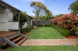 https://images.listonce.com.au/custom/160x/listings/8-neville-street-mooroolbark-vic-3138/925/01582925_img_13.jpg?x1ff-uhkgWk