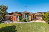 https://images.listonce.com.au/custom/160x/listings/8-newbay-close-barwon-heads-vic-3227/149/01590149_img_14.jpg?IsaNxj7sJ1s