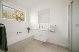 https://images.listonce.com.au/custom/160x/listings/8-ninth-avenue-chelsea-heights-vic-3196/550/01732550_img_09.jpg?ravCgRj1hkE