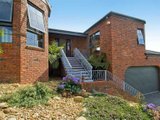 https://images.listonce.com.au/custom/160x/listings/8-oakbank-avenue-highton-vic-3216/951/01698951_img_01.jpg?s9ONao2vNuQ