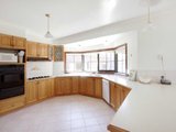 https://images.listonce.com.au/custom/160x/listings/8-oakbank-avenue-highton-vic-3216/951/01698951_img_09.jpg?LVSJAZkiXwo