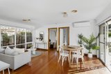 https://images.listonce.com.au/custom/160x/listings/8-oakwood-avenue-brighton-vic-3186/826/01982826_img_05.jpg?Izna2uqTJrc