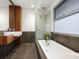 https://images.listonce.com.au/custom/160x/listings/8-oberon-way-newport-vic-3015/408/01203408_img_07.jpg?TWTaaGi4v_E