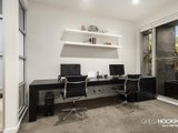 https://images.listonce.com.au/custom/160x/listings/8-oberon-way-newport-vic-3015/408/01203408_img_09.jpg?9e-66gdllik