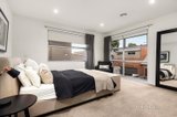 https://images.listonce.com.au/custom/160x/listings/8-oberon-way-newport-vic-3015/843/01397843_img_06.jpg?RNbEcs1lYhw