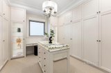 https://images.listonce.com.au/custom/160x/listings/8-panoramic-grove-glen-waverley-vic-3150/532/01726532_img_16.jpg?3uOgsceycZo
