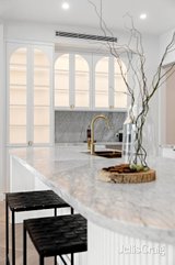 https://images.listonce.com.au/custom/160x/listings/8-peacock-street-brunswick-west-vic-3055/644/01816644_img_07.jpg?fT5IwnccGiM