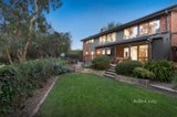 https://images.listonce.com.au/custom/160x/listings/8-pear-court-burwood-east-vic-3151/023/01502023_img_12.jpg?z1Z6bnZ7u-o