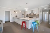 https://images.listonce.com.au/custom/160x/listings/8-pepper-lane-buninyong-vic-3357/522/01512522_img_05.jpg?xSRcdPjLs34