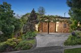 https://images.listonce.com.au/custom/160x/listings/8-prince-edward-avenue-mitcham-vic-3132/627/01123627_img_01.jpg?_3CuKA9cRXY