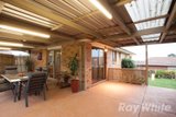 https://images.listonce.com.au/custom/160x/listings/8-prospect-hill-crescent-dandenong-north-vic-3175/437/01780437_img_07.jpg?NVxNqEPipf4