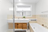 https://images.listonce.com.au/custom/160x/listings/8-rawdon-hill-drive-dandenong-north-vic-3175/253/01899253_img_04.jpg?XLmSigUUeYo