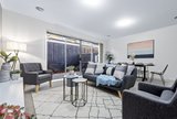 https://images.listonce.com.au/custom/160x/listings/8-richmond-circuit-mulgrave-vic-3170/324/01916324_img_13.jpg?GnonGfqTSA4