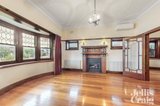 https://images.listonce.com.au/custom/160x/listings/8-rosebank-avenue-strathmore-vic-3041/084/01845084_img_11.jpg?Qjump32ACQk