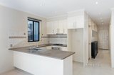 https://images.listonce.com.au/custom/160x/listings/8-ruby-lane-greensborough-vic-3088/052/01197052_img_02.jpg?hCBuj6MxZ7Q