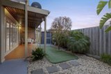 https://images.listonce.com.au/custom/160x/listings/8-scanlan-street-bentleigh-east-vic-3165/052/01705052_img_01.jpg?j9_bbrTIc98