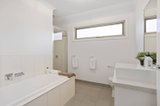 https://images.listonce.com.au/custom/160x/listings/8-scanlan-street-bentleigh-east-vic-3165/052/01705052_img_03.jpg?CxcCYrzLhZo