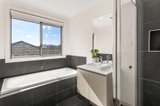 https://images.listonce.com.au/custom/160x/listings/8-scott-grove-burwood-vic-3125/905/01637905_img_11.jpg?rzWeR9mpH24