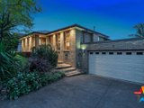 https://images.listonce.com.au/custom/160x/listings/8-songbird-avenue-chirnside-park-vic-3116/643/01524643_img_01.jpg?Rk9ZYabFqUs