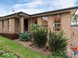 https://images.listonce.com.au/custom/160x/listings/8-songbird-avenue-chirnside-park-vic-3116/643/01524643_img_19.jpg?_MPaZdfm90Y