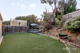 https://images.listonce.com.au/custom/160x/listings/8-sovereign-rise-diamond-creek-vic-3089/790/01973790_img_12.jpg?B7RzAKWXxrc