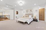 https://images.listonce.com.au/custom/160x/listings/8-st-albans-street-mount-waverley-vic-3149/135/01814135_img_20.jpg?C8YhCPn-tJ8