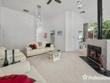 https://images.listonce.com.au/custom/160x/listings/8-st-andrews-close-croydon-vic-3136/954/01525954_img_06.jpg?Cp67po6s85I